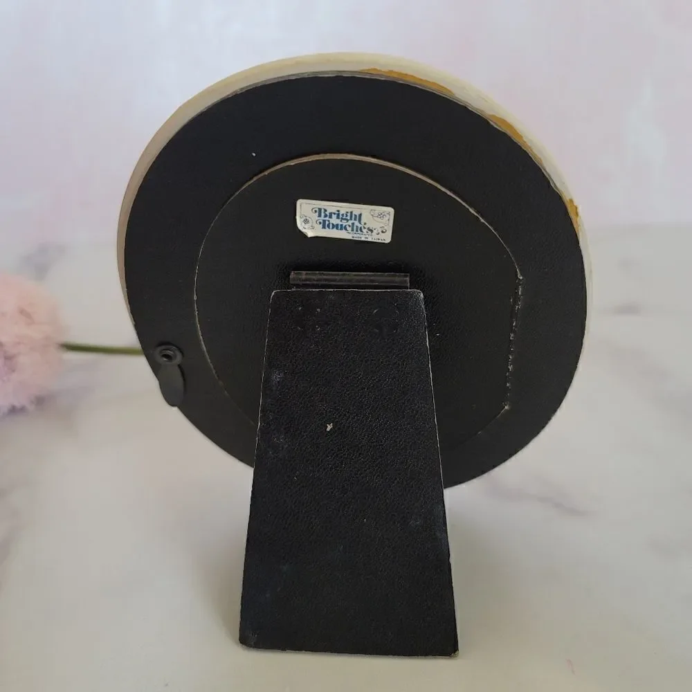 Bright touches Vintage 90s picture frame ceramic oval Victorian cottagecore